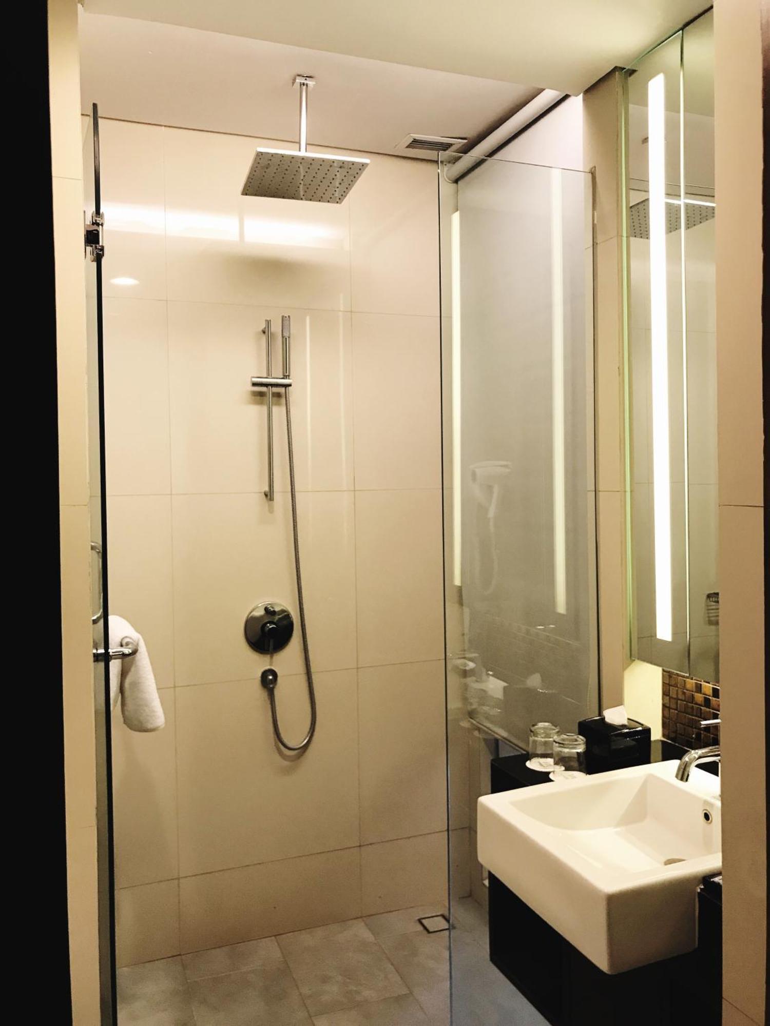 Classic Superior Twin Room with City View