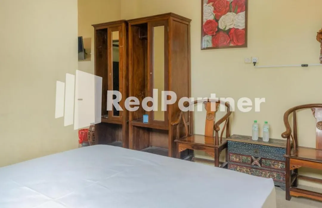 Vandhela Homestay Syariah RedPartner-1