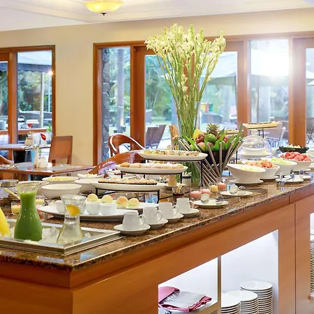 Grand Tropic Suites Hotel Surabaya-3