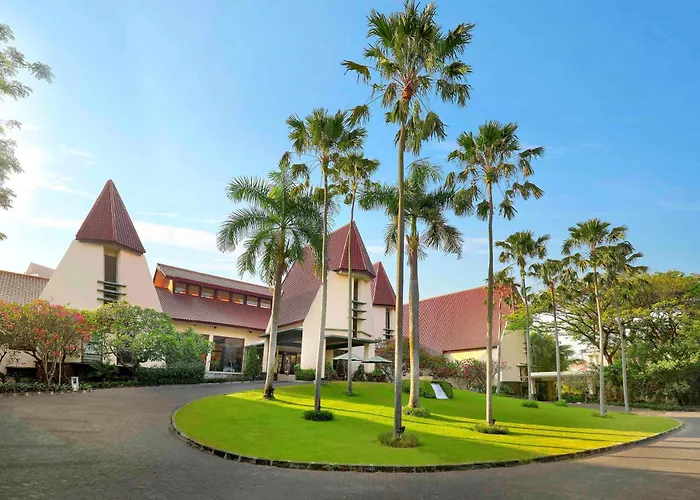 Grand Tropic Suites Surabaya