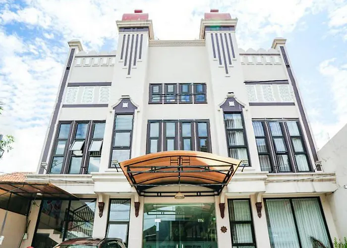 Audah Syariah Residence RedPartner