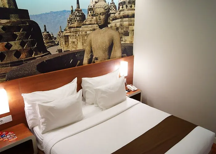 Citihub Hotel @Mayjend Sungkono, Surabaya